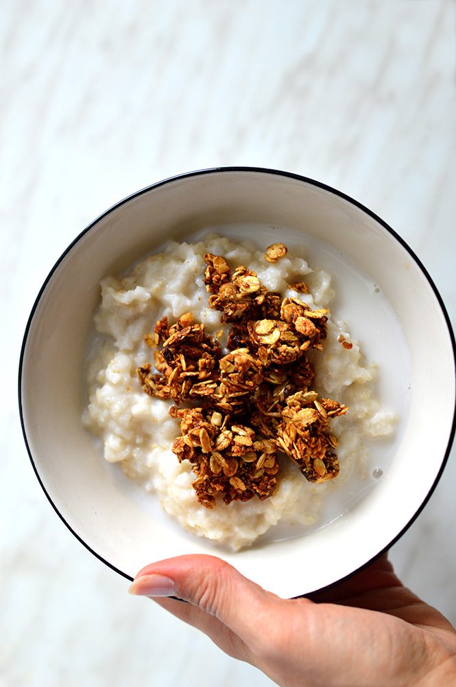 Porridge with oil free vegan granola